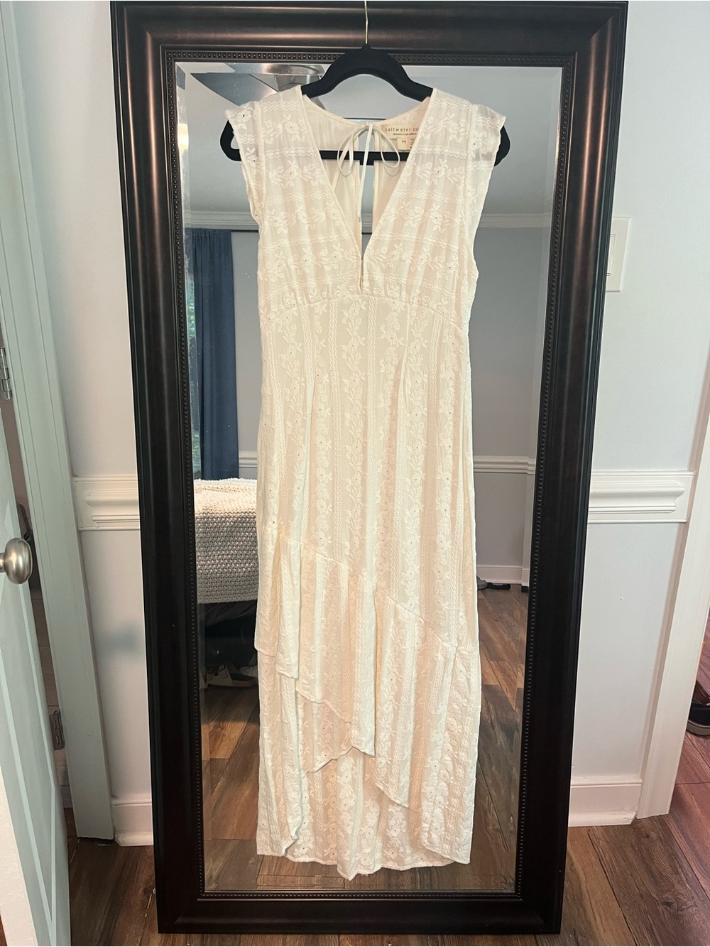 saltwater LUXE Cream Lace textured Midi Dress with V-Neck